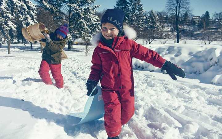 Why is Canada Goose so Expensive? - All Outdoors Guide