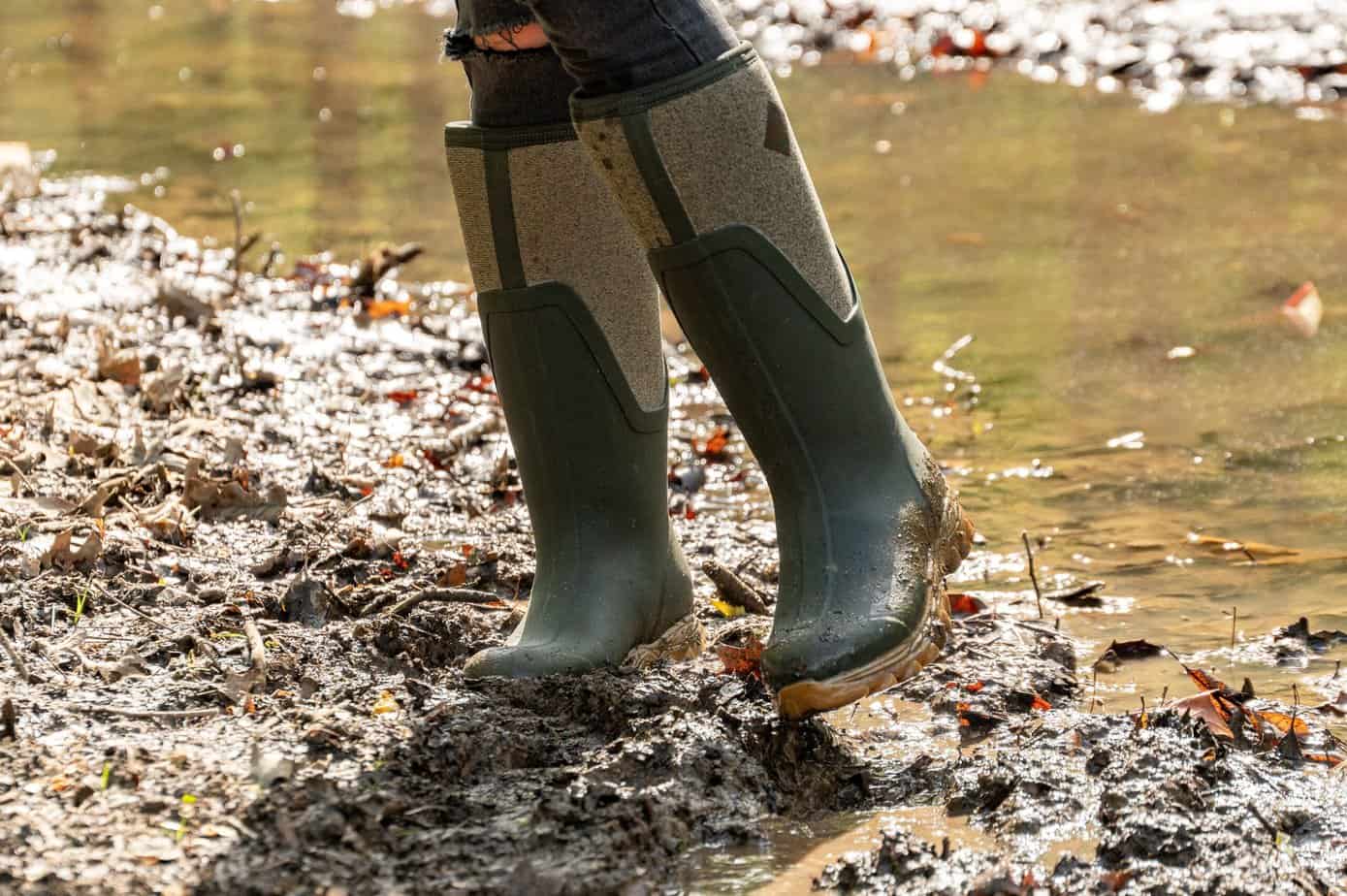 Best Insulated Muck Boots Guide - All Outdoors Guide